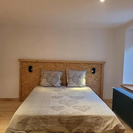 Les Hirondelles 14 Pers Gitesdes2vallees Appartamento *