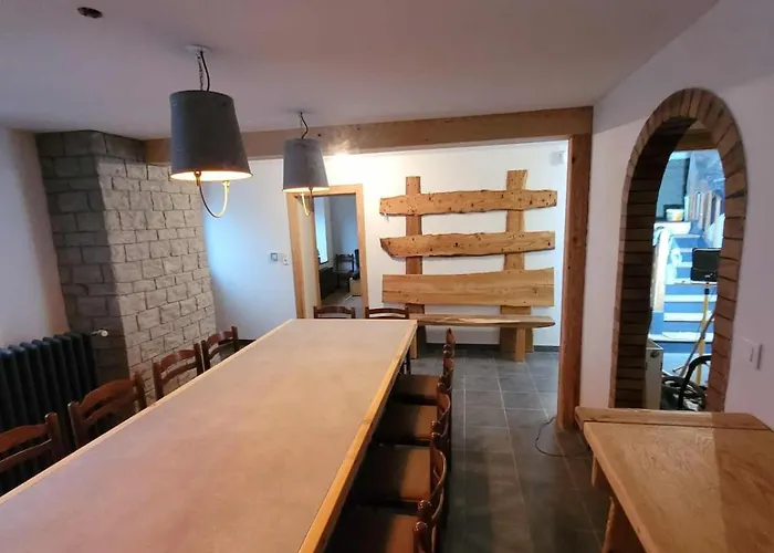 Les Hirondelles 14 Pers Gitesdes2vallees Lägenhet *